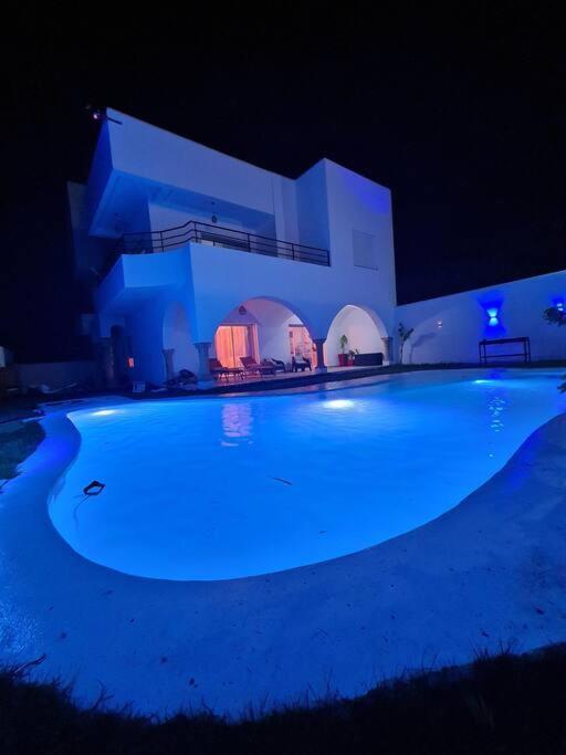 Magnifique Piscine Chauffee * Hammamet